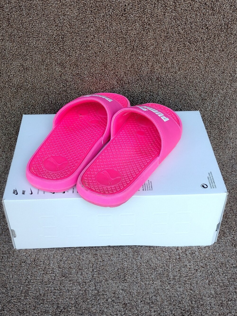 Puma Pink Slides Sandals Women Size 9 - Picture 6 of 7